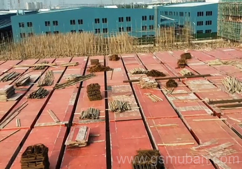 建房工地的模板多少錢(qián)一塊?影響模板價(jià)格因素