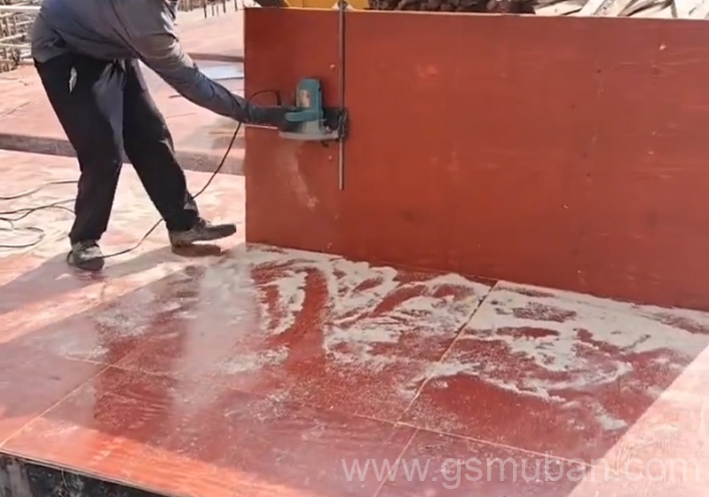 建筑木模板價(jià)格包括哪些？