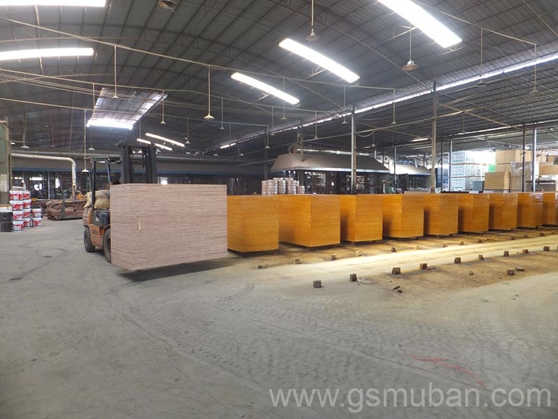 建筑模板一次成型與二次成型有什么區(qū)別？