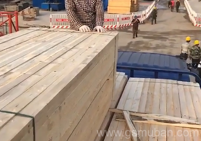 建筑工地一平方需要多少米模板木方？