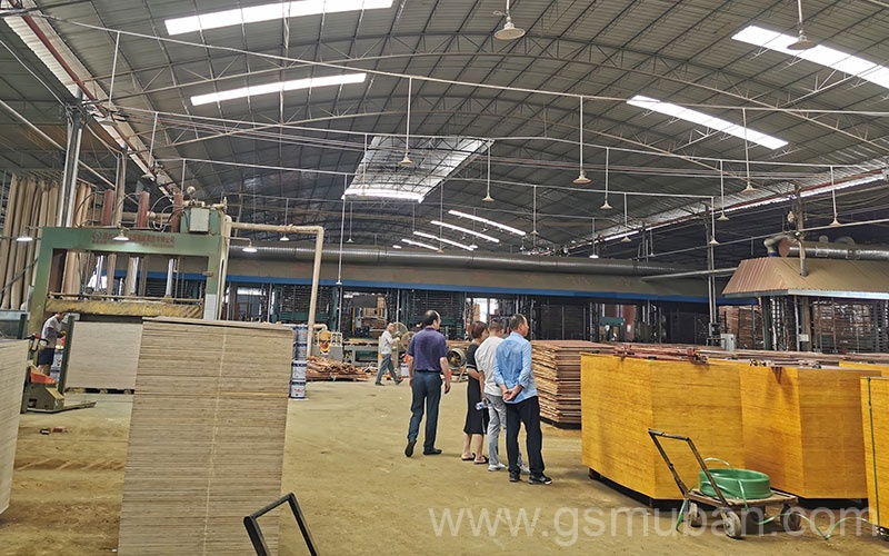 木模板使用技巧，助您完美施工！