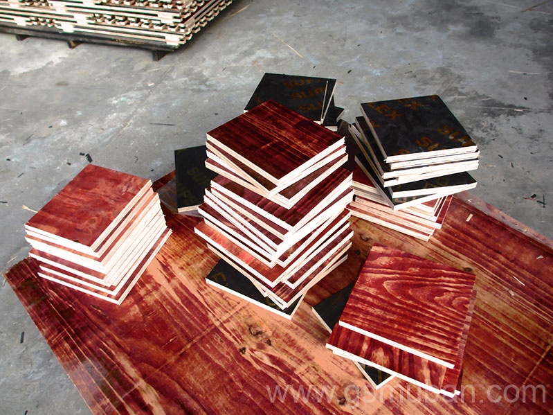 建筑模板怎么采購才劃算？看看廠家怎么說！