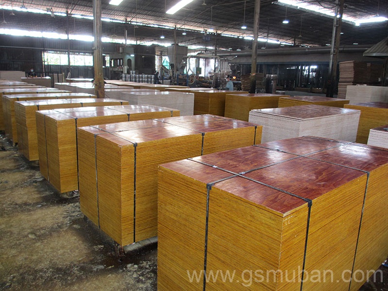 工程上用模板多少一張?建筑模板價(jià)格